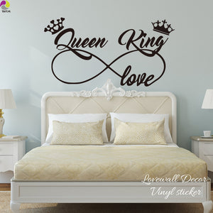 King and Queen Love Wall